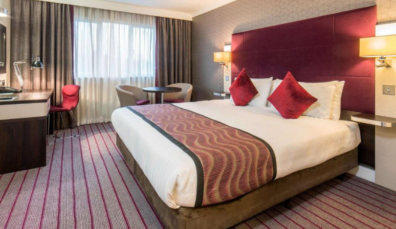 Stay at Mercure London Heathrow Airport